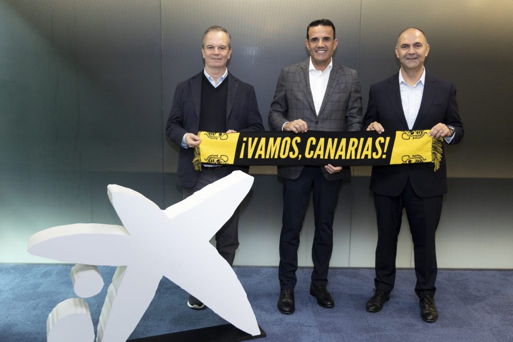 Ir a la publicación El CB Canarias y Caixabank renuevan su alianza