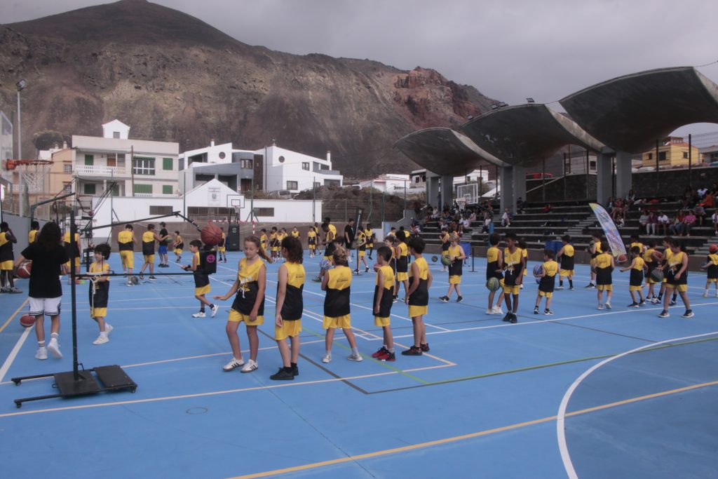 El Campus de Baloncesto Valverde vuelve a sus tradicionales fechas de julio