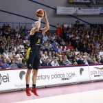 Triunfo de prestigio en Venecia para seguir invictos en la #BasketballCL (16)