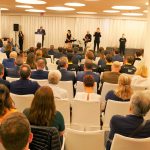 "Doce camisas, doce causas" cumple con su propósito solidario en un emotivo acto (8)