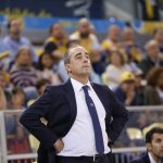 El Iberostar Tenerife vuelve a teñir el derbi de aurinegro (5)