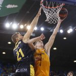 El Iberostar Tenerife vuelve a teñir el derbi de aurinegro (3)