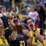 El Iberostar Tenerife vuelve a teñir el derbi de aurinegro (2)