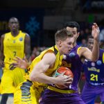 El Iberostar Tenerife impone su ley ante el Hapoel Holon para seguir invicto en la #BCL (12)