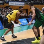 El Iberostar Tenerife cae en Badalona tras firmar un mal partido (15)