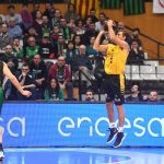 El Iberostar Tenerife cae en Badalona tras firmar un mal partido (1)