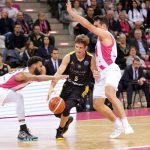 El Iberostar Tenerife tira de coraje para ganar en Bonn (16)