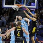 El Iberostar Tenerife cae en la prórroga en su visita al Movistar Estudiantes (16)