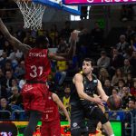 El Iberostar Tenerife sella su billete para la Copa con otra exibición colectiva (24)