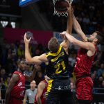 El Iberostar Tenerife sella su billete para la Copa con otra exibición colectiva (20)