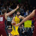 El Iberostar Tenerife cae ante el REYER Venezia en un duelo muy físico (14)