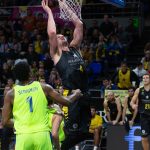 El Iberostar Tenerife tumba al líder de la Liga Endesa con otra exhibición colectiva (14)