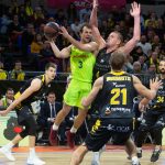 El Iberostar Tenerife tumba al líder de la Liga Endesa con otra exhibición colectiva (13)