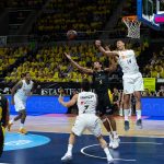 El Iberostar Tenerife cae con la cabeza alta (11)