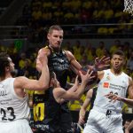 El Iberostar Tenerife cae con la cabeza alta (21)