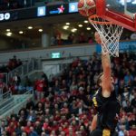 El Santiago Martín decidirá el billete a la F4 tras un gran partido aurinegro en Jerusalén (9)