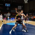 El Iberostar Tenerife encaja una derrota dolorosa (21)