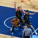 El Iberostar Tenerife cae peleando en un final apretado (9)