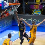 El Iberostar Tenerife cae peleando en un final apretado (2)