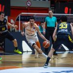 El Iberostar Tenerife cae en Patras y deberá remontar en el Santiago Martín (4)