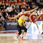 El Iberostar Tenerife cae ante un rival directo (15)