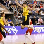 El Iberostar Tenerife cae ante un rival directo (3)