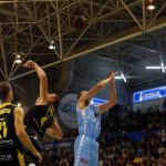 El Iberostar Tenerife supera a un correoso Breogán, con un Richotti estelar (7)