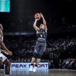 El Iberostar Tenerife cae con la cabeza alta, peleando hasta el final (11)