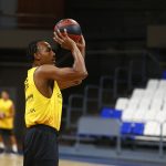 3, 2, 1... ¡en marcha! El primer equipo ya trabaja en el Santiago Martín (9)