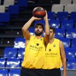 3, 2, 1... ¡en marcha! El primer equipo ya trabaja en el Santiago Martín (11)