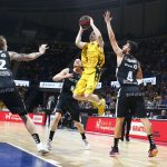 El Iberostar Tenerife cae ante un RETAbet Bilbao más acertado en un partido trabado (29)