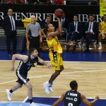 El Iberostar Tenerife cae ante un RETAbet Bilbao más acertado en un partido trabado (26)