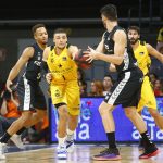 El Iberostar Tenerife cae ante un RETAbet Bilbao más acertado en un partido trabado (9)