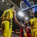 El Iberostar Tenerife afina la maquinaria con otra gran faena colectiva (8)