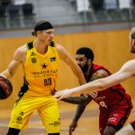 El Iberostar Tenerife cede in extremis en un buen ensayo estival (6)