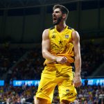 Gran esfuerzo coral para festejar el primer triunfo en casa del curso (39)