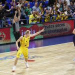 Gran esfuerzo coral para festejar el primer triunfo en casa del curso (2)