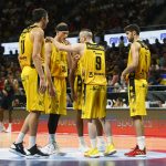 El Iberostar Tenerife cae tras poner contra las cuerdas al potente Real Madrid (42)