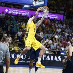 El Iberostar Tenerife cae tras poner contra las cuerdas al potente Real Madrid (34)