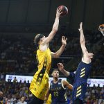 El Iberostar Tenerife cae tras poner contra las cuerdas al potente Real Madrid (26)