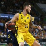 El Iberostar Tenerife cae tras poner contra las cuerdas al potente Real Madrid (13)