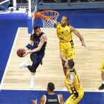 El Iberostar Tenerife cae tras poner contra las cuerdas al potente Real Madrid (6)