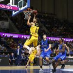 El Iberostar Tenerife supera a un batallador San Pablo Burgos y sigue con paso firme (36)