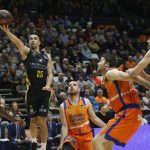 El Iberostar Tenerife se queda a las puertas de 'asaltar' La Fonteta (3)