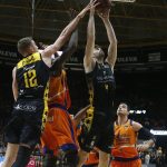 El Iberostar Tenerife se queda a las puertas de 'asaltar' La Fonteta (2)