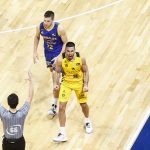 El Iberostar Tenerife tiñe de aurinegro el derbi canario (34)