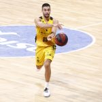 El Iberostar Tenerife tiñe de aurinegro el derbi canario (26)