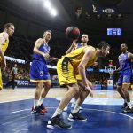 El Iberostar Tenerife tiñe de aurinegro el derbi canario (21)