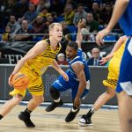 El Iberostar Tenerife se impone con autoridad al Mornar Bar (10)