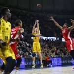 El Iberostar Tenerife supera a un batallador UCAM Murcia y se hace fuerte en casa (16)